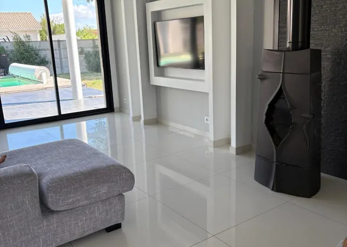 Prestige # Medoc וילה